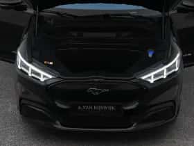 Ford Mustang (2024) thumbnail 32