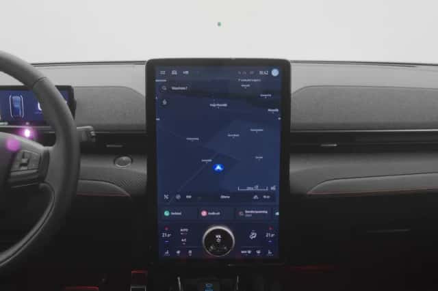 Ford Mustang (2024) thumbnail 9