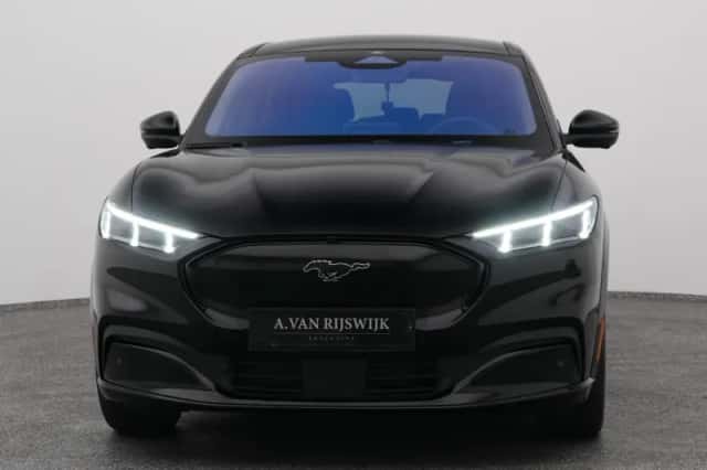 Ford Mustang (2024) thumbnail 10