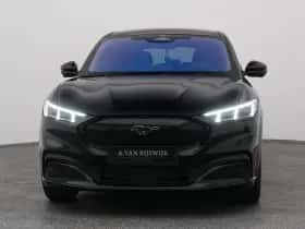 Ford Mustang (2024) thumbnail 10