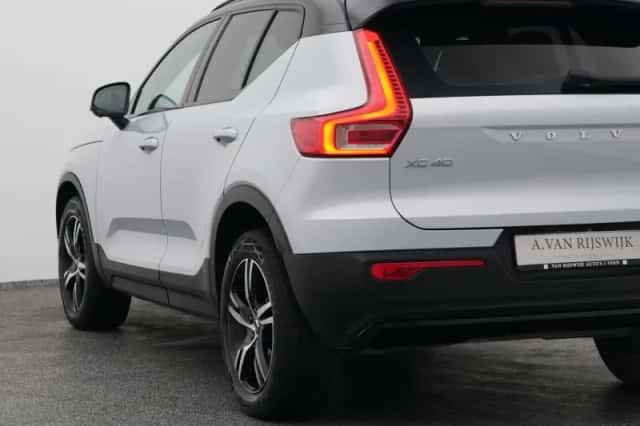 Volvo XC40 (2021) thumbnail 18