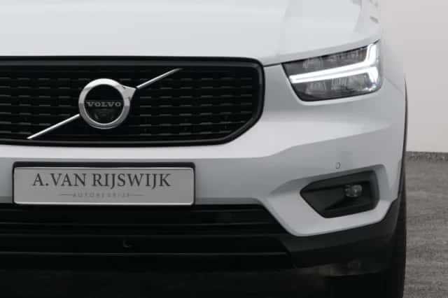 Volvo XC40 (2021) thumbnail 19