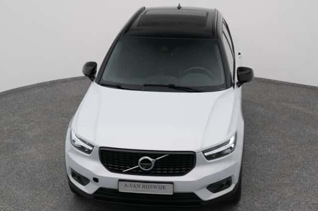 Volvo XC40 (2021) thumbnail 26