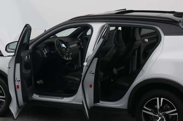 Volvo XC40 (2021) thumbnail 33
