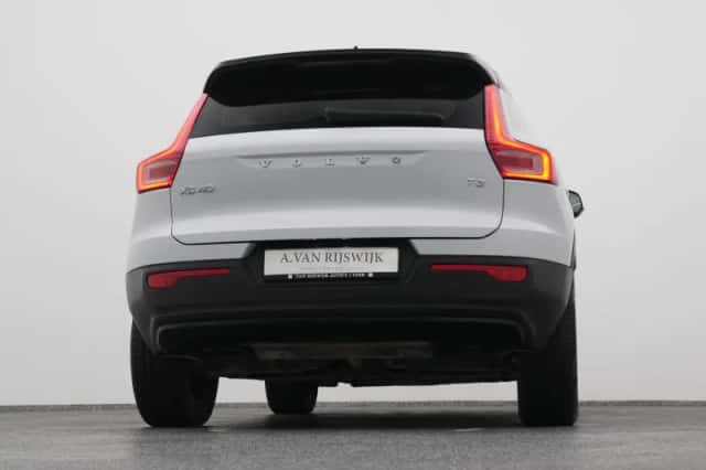 Volvo XC40 (2021) thumbnail 36