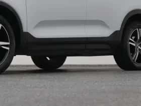 Volvo XC40 (2021) thumbnail 37