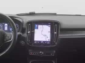 Volvo XC40 (2021) thumbnail 8