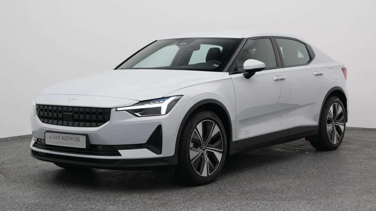 Polestar 2 (2023) — foto 1