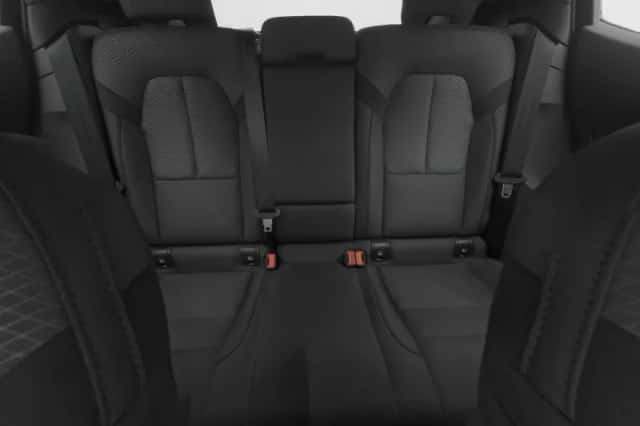 Polestar 2 (2023) thumbnail 4