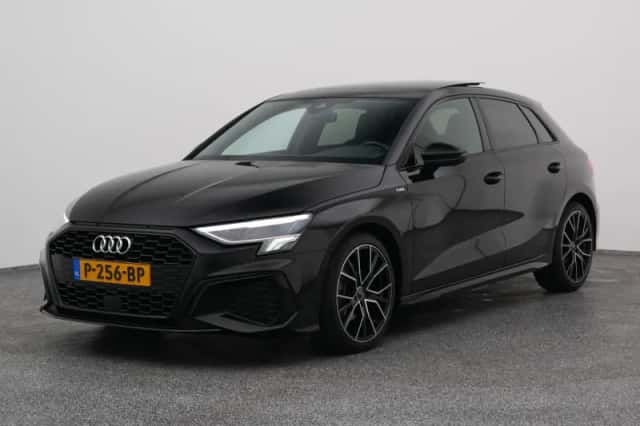 Audi A3 (2022) thumbnail 1