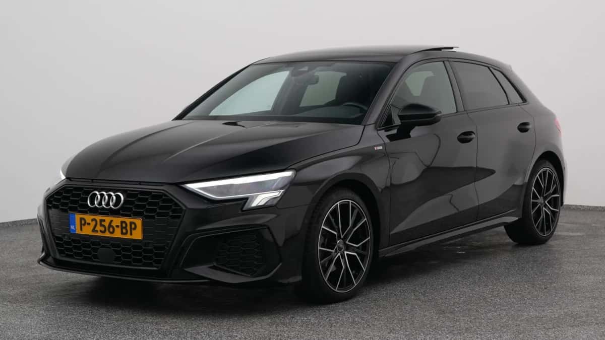 Audi A3 (2022) — foto 1