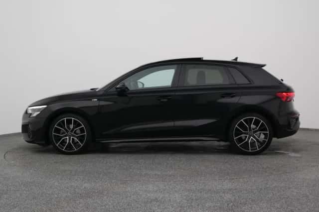 Audi A3 (2022) thumbnail 13
