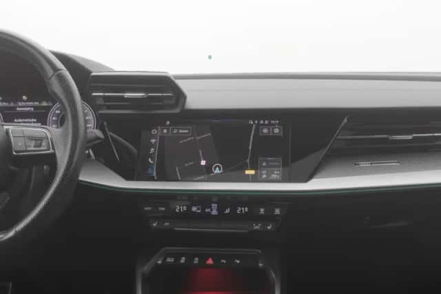 Audi A3 (2022) thumbnail 8