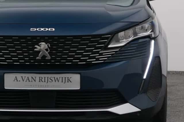 Peugeot 5008 (2022) thumbnail 19