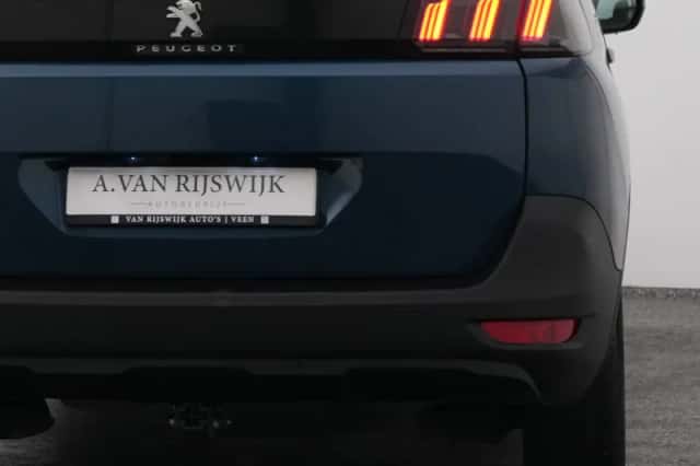 Peugeot 5008 (2022) thumbnail 20