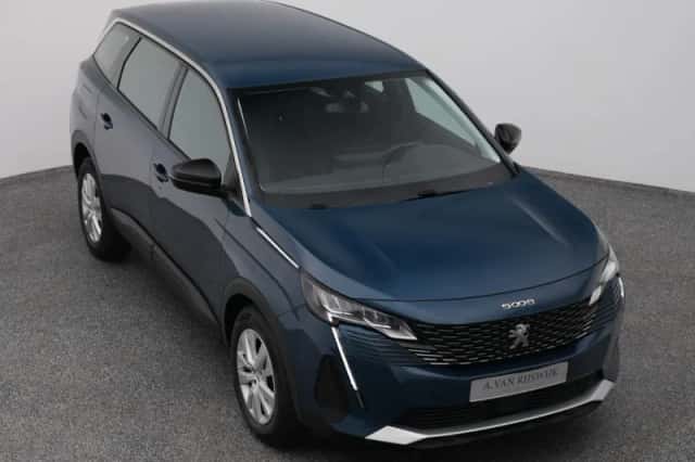 Peugeot 5008 (2022) thumbnail 24