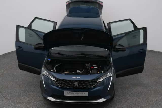 Peugeot 5008 (2022) thumbnail 27