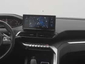 Peugeot 5008 (2022) thumbnail 8