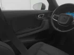 Polestar 2 (2022) thumbnail 12