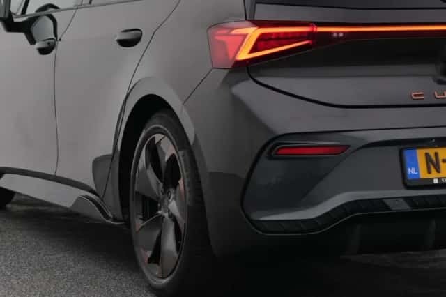 CUPRA Born (2021) thumbnail 19