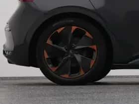 CUPRA Born (2021) thumbnail 42