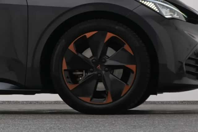 CUPRA Born (2021) thumbnail 43