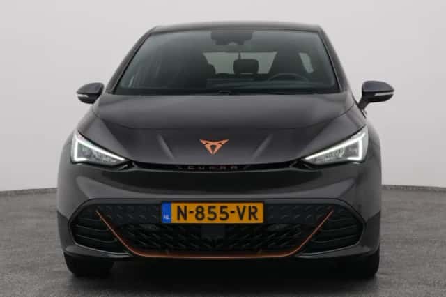 CUPRA Born (2021) thumbnail 10