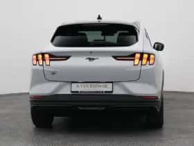 Ford Mustang (2024) thumbnail 11