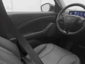 Ford Mustang (2024) thumbnail 12