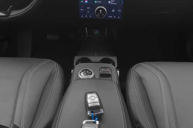 Ford Mustang (2024) thumbnail 13