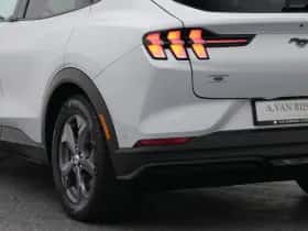 Ford Mustang (2024) thumbnail 19