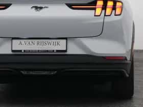 Ford Mustang (2024) thumbnail 21