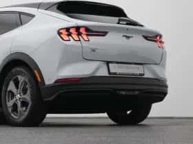 Ford Mustang (2024) thumbnail 23