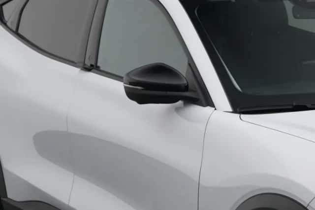 Ford Mustang (2024) thumbnail 24