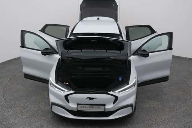 Ford Mustang (2024) thumbnail 28