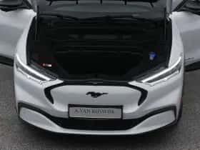 Ford Mustang (2024) thumbnail 32