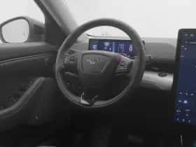 Ford Mustang (2024) thumbnail 8
