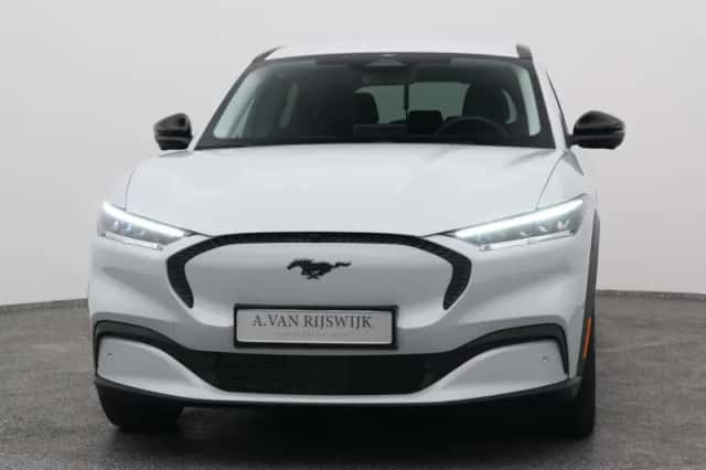Ford Mustang (2024) thumbnail 10