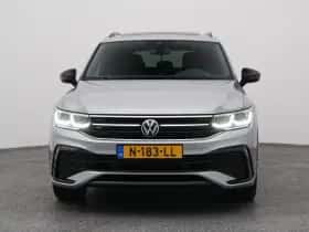Volkswagen Tiguan (2021) thumbnail 9