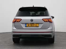 Volkswagen Tiguan (2021) thumbnail 10