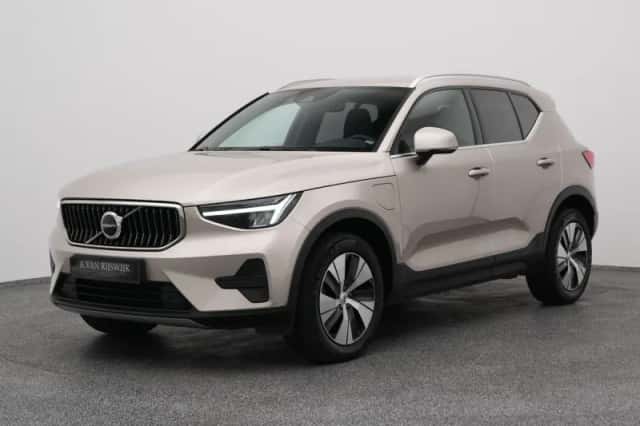 Volvo XC40 (2023) thumbnail 1