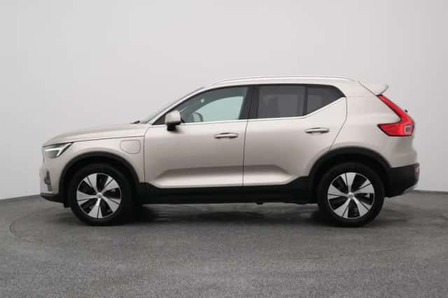 Volvo XC40 (2023) thumbnail 13