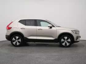 Volvo XC40 (2023) thumbnail 14