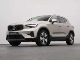 Volvo XC40 (2023) thumbnail 15