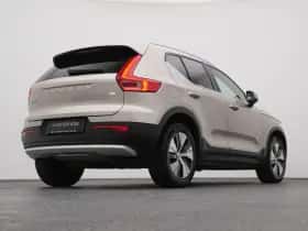 Volvo XC40 (2023) thumbnail 16