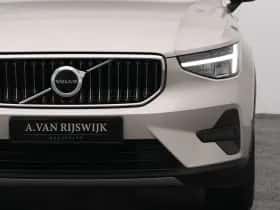 Volvo XC40 (2023) thumbnail 19