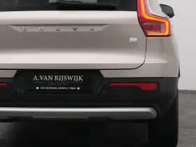 Volvo XC40 (2023) thumbnail 20