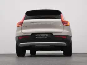 Volvo XC40 (2023) thumbnail 36