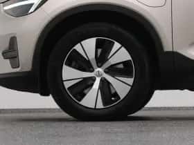 Volvo XC40 (2023) thumbnail 39