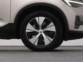 Volvo XC40 (2023) thumbnail 42